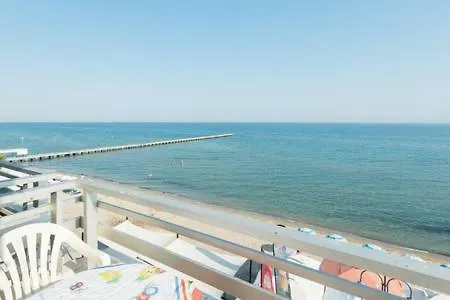 A Spectacular View Of The Thermaikos Appartement Peraía